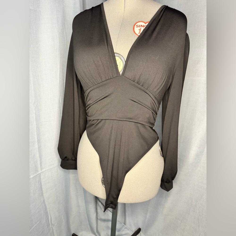 SHEIN Black Long Sleeve Bodysuit